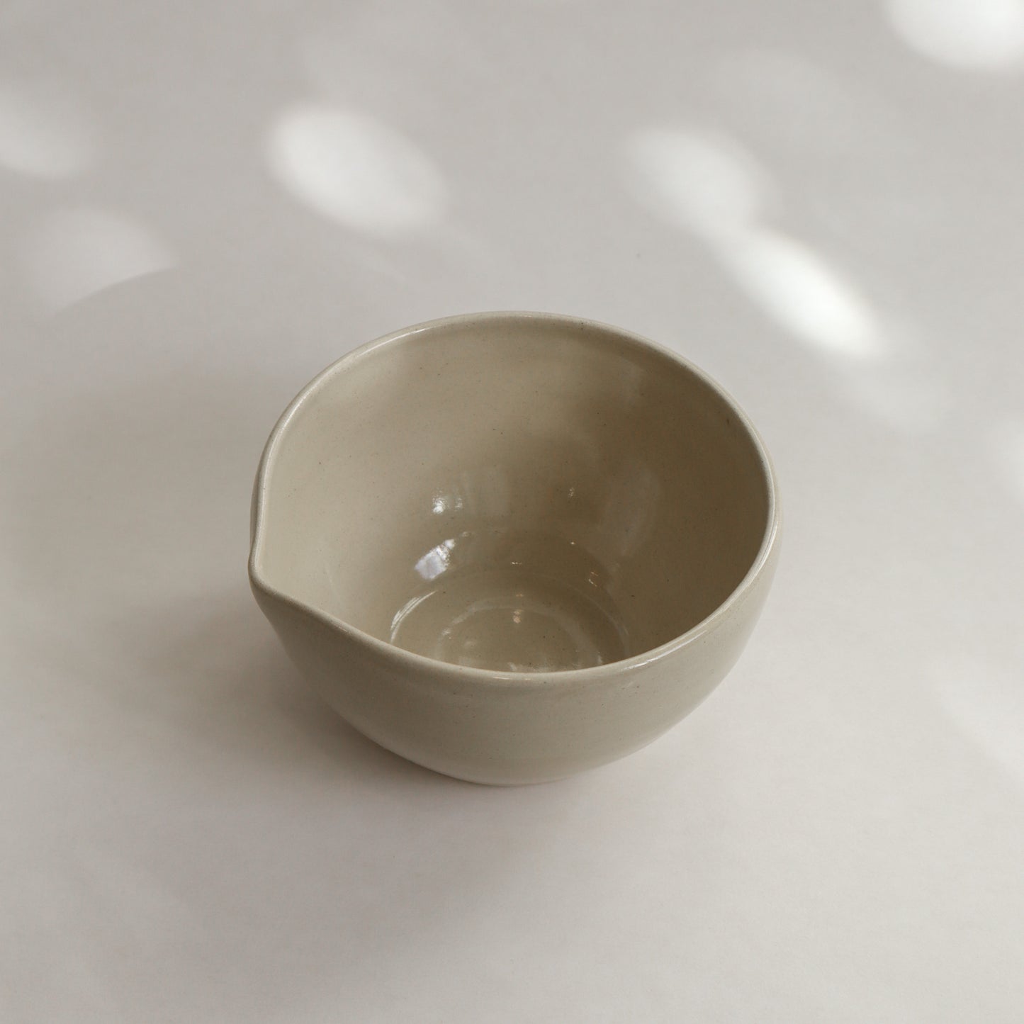 Small Pourer - Oyster