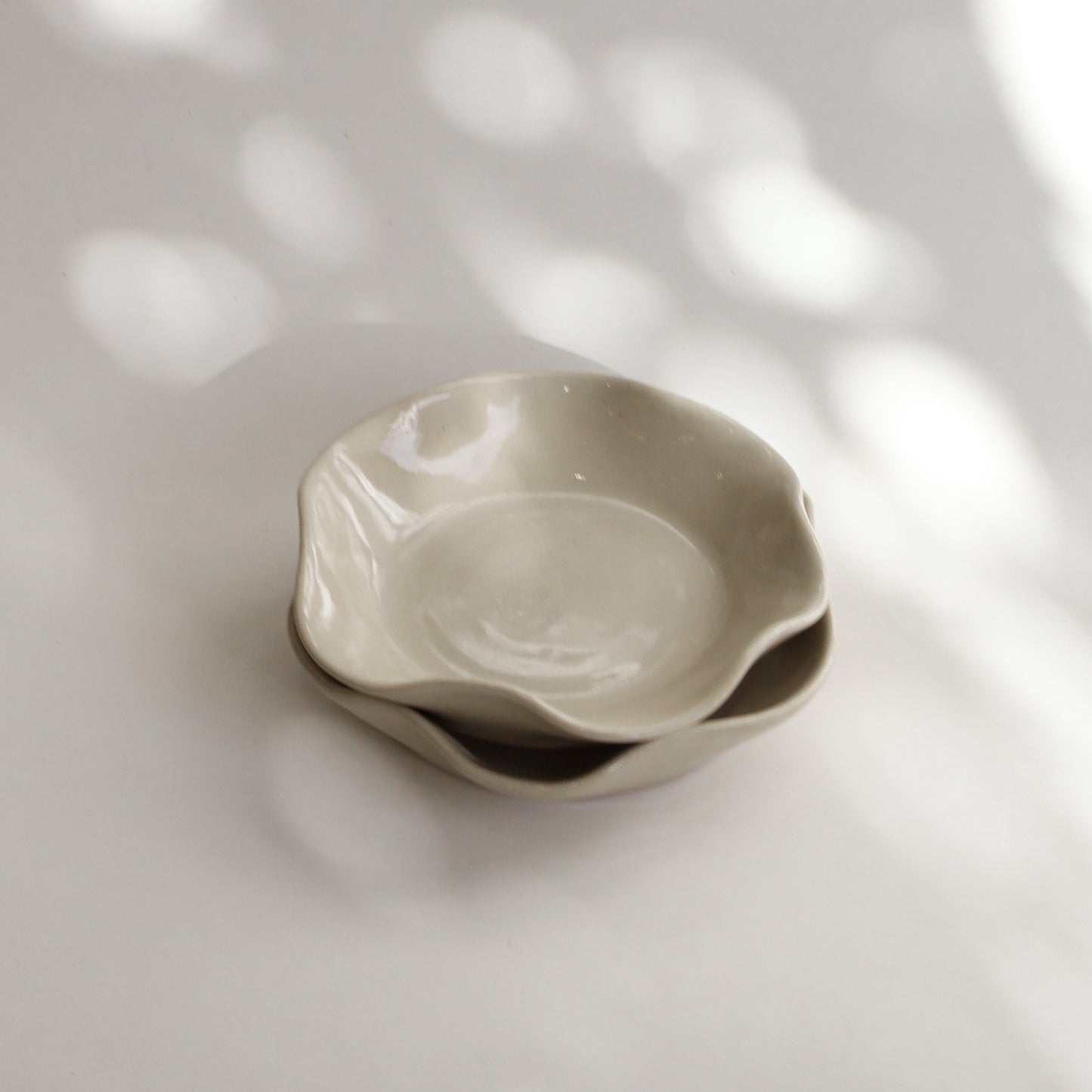 Wave Dish - Oyster